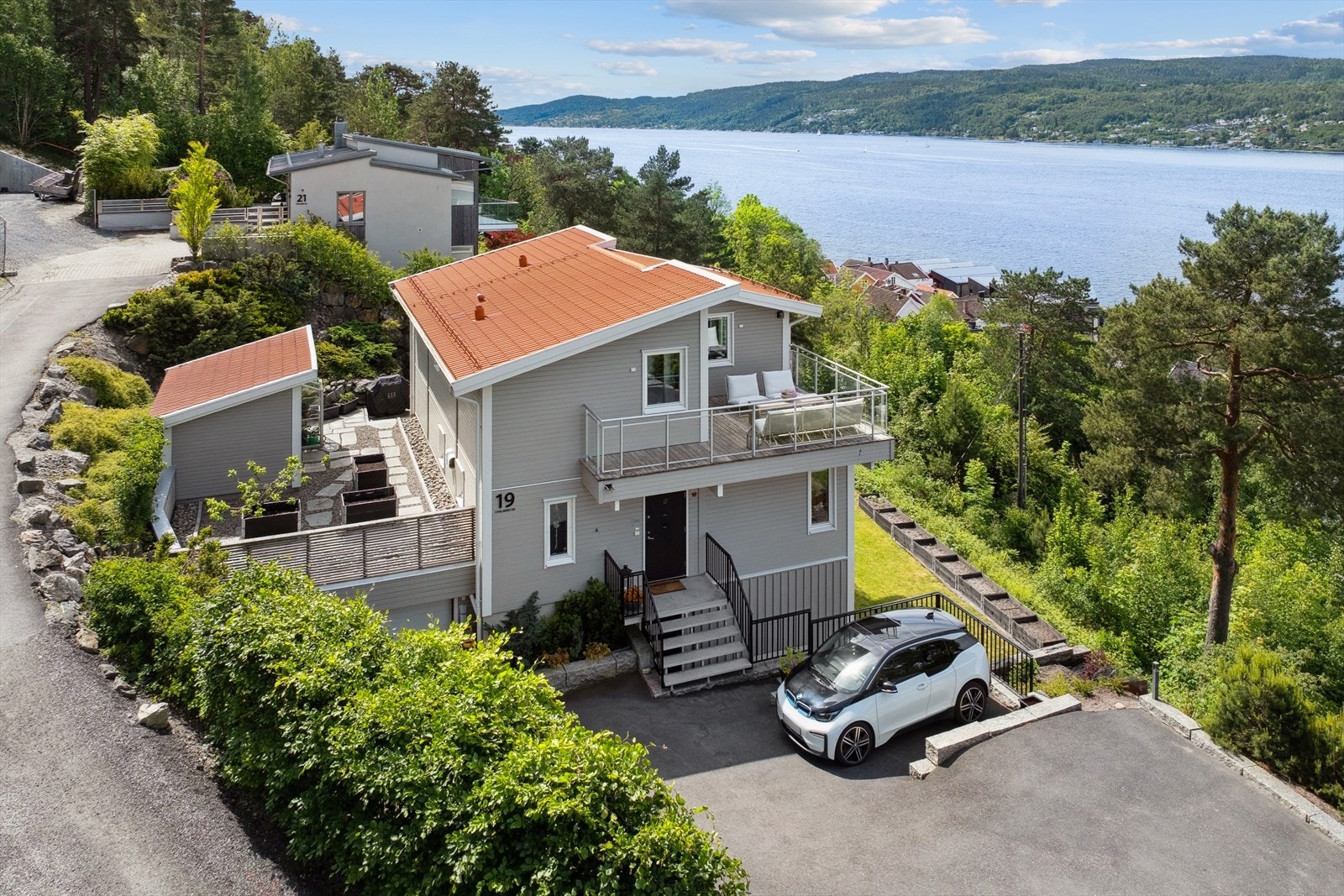 Attraktivt og familievennlig område med fantastisk utsikt. Galleribilde