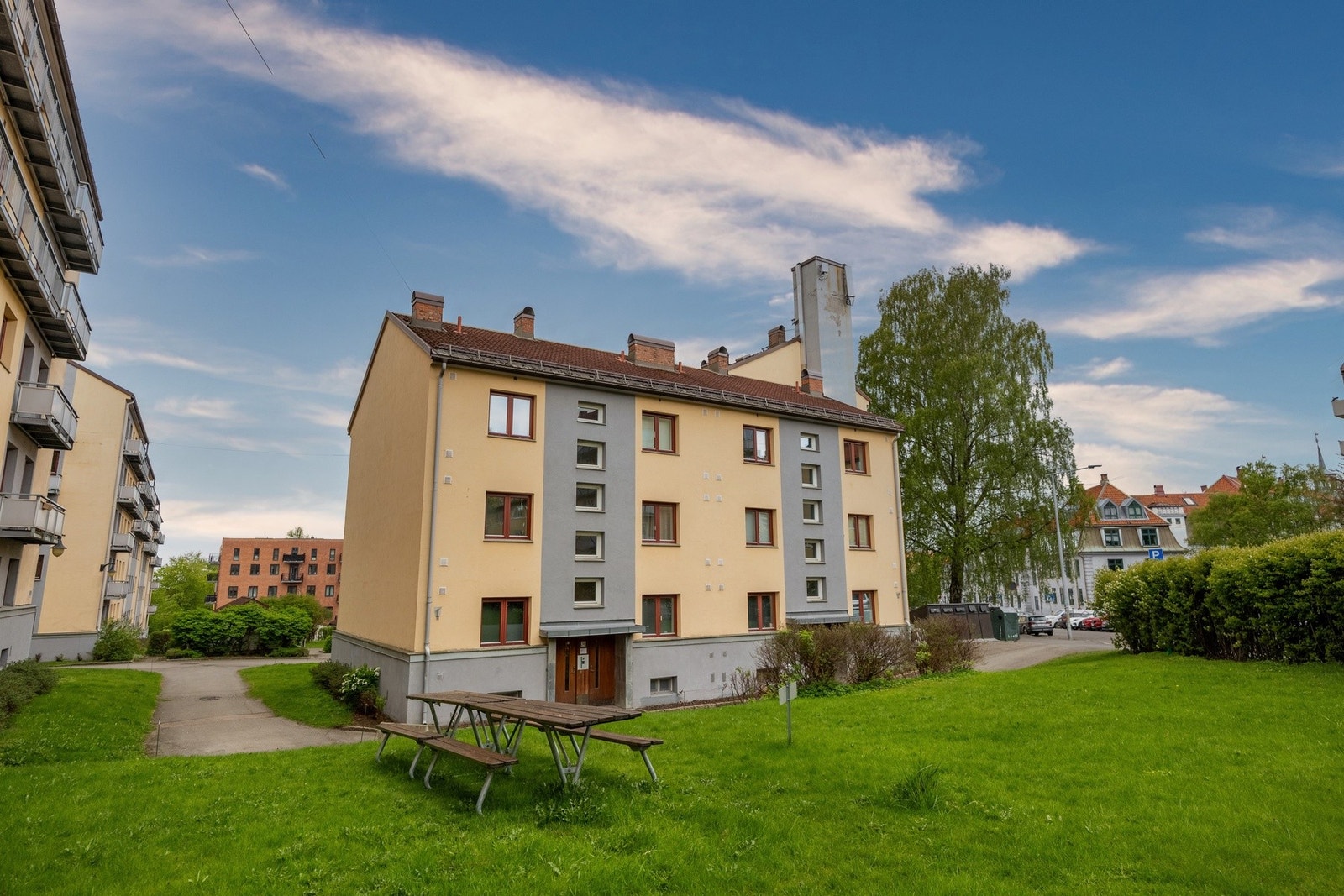 Det finnes også en uteplass som egner seg godt for hyggelige grillkvelder med venner og naboer. Galleribilde