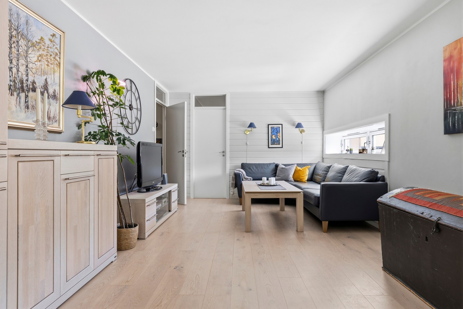 PrivatMegleren Infinita ved Bent W. Johansen har gleden av å presentere Dr. Dedichens vei 32! (Foto: Marika Mørkestøl) Galleribilde