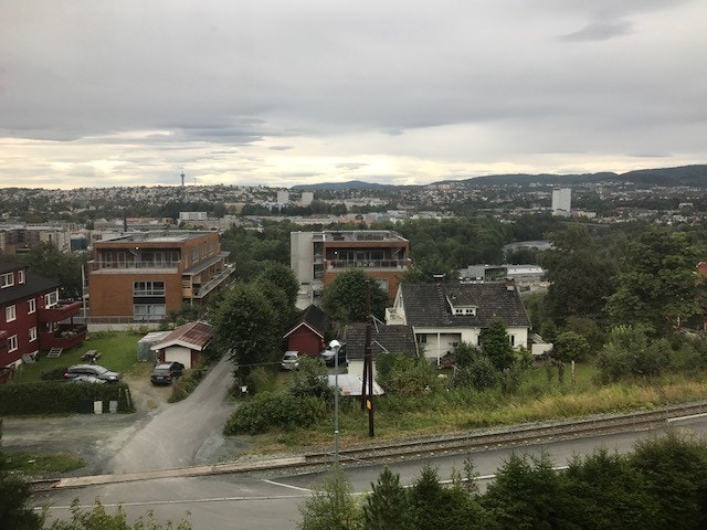 Fra eneboligen har du en flott utsikt mot Trondheim og Tyholttårnet. Galleribilde