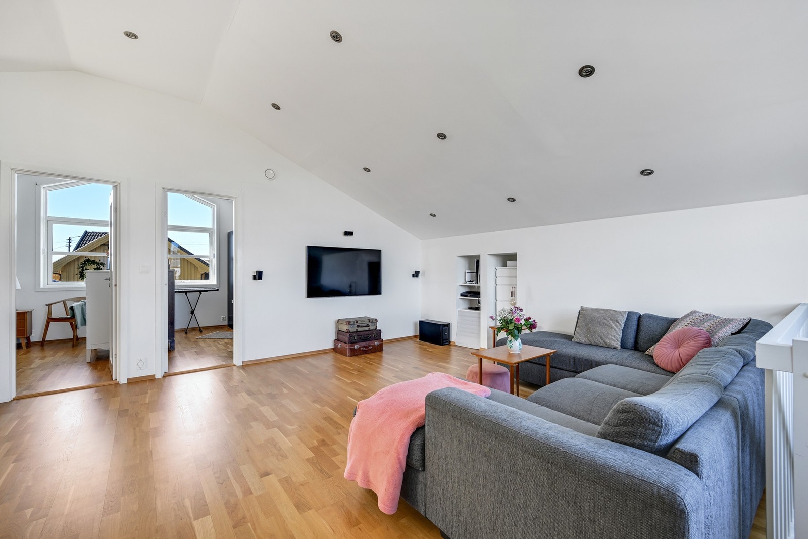 Loftstue for ungdommen i hus Galleribilde
