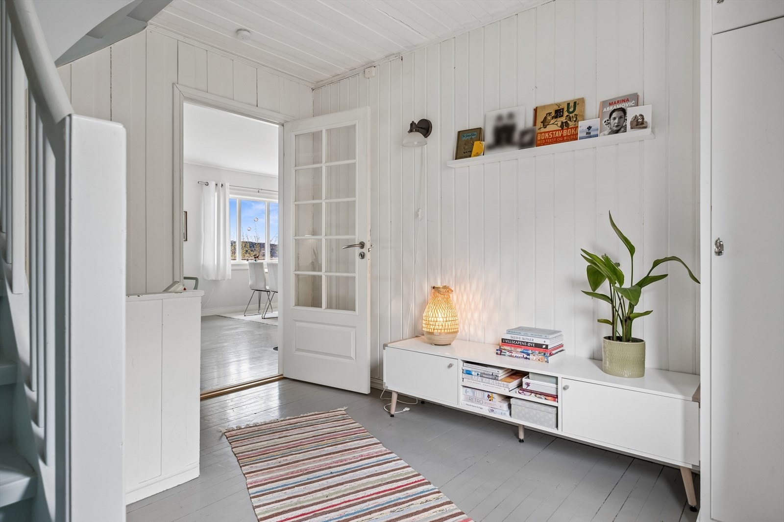Gang hovedplan mot stue Galleribilde