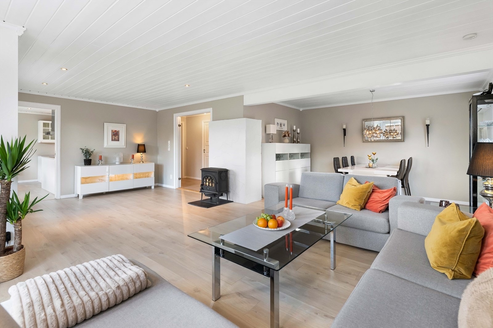 Rommets utforming gir en naturlig oppdeling. Galleribilde
