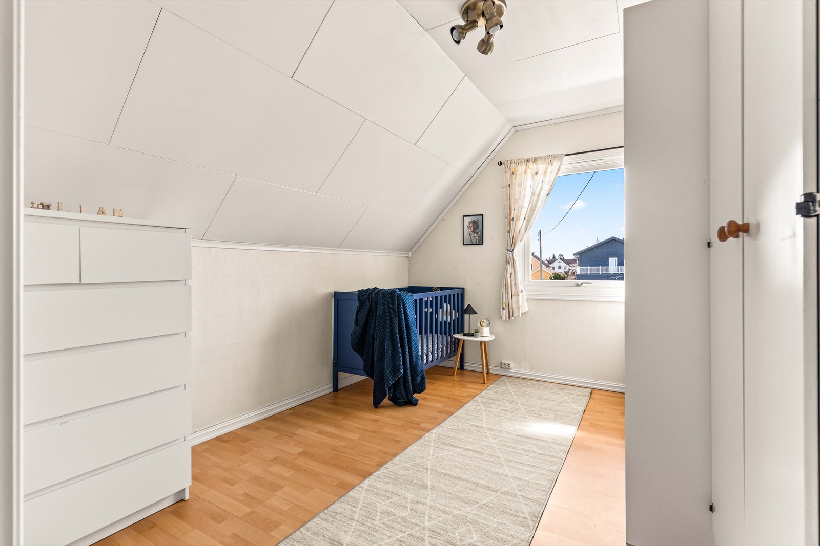 Det tredje soverommet egner seg godt som barnerom, gjesterom eller kontor. Galleribilde