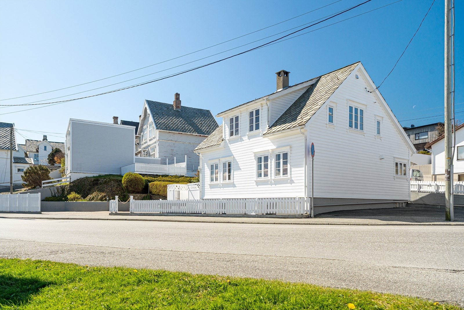 Eiendommen er jevnlig vedlikeholdt og holder en gjennomgående god standard. Galleribilde