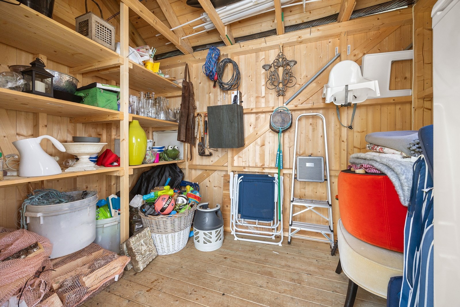 Her er det god plass for diverse lagring Galleribilde