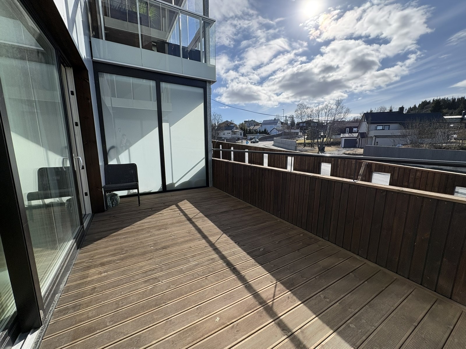 Balkong mot sør. Galleribilde