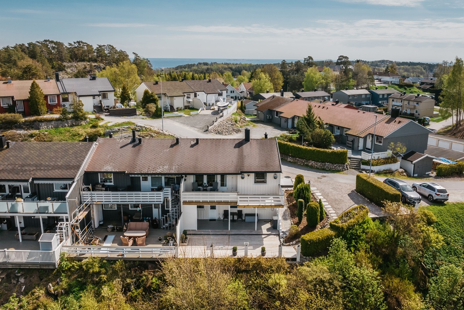 Solrik og fin beliggenhet, med kort vei til både Larvik og Stavern. Galleribilde