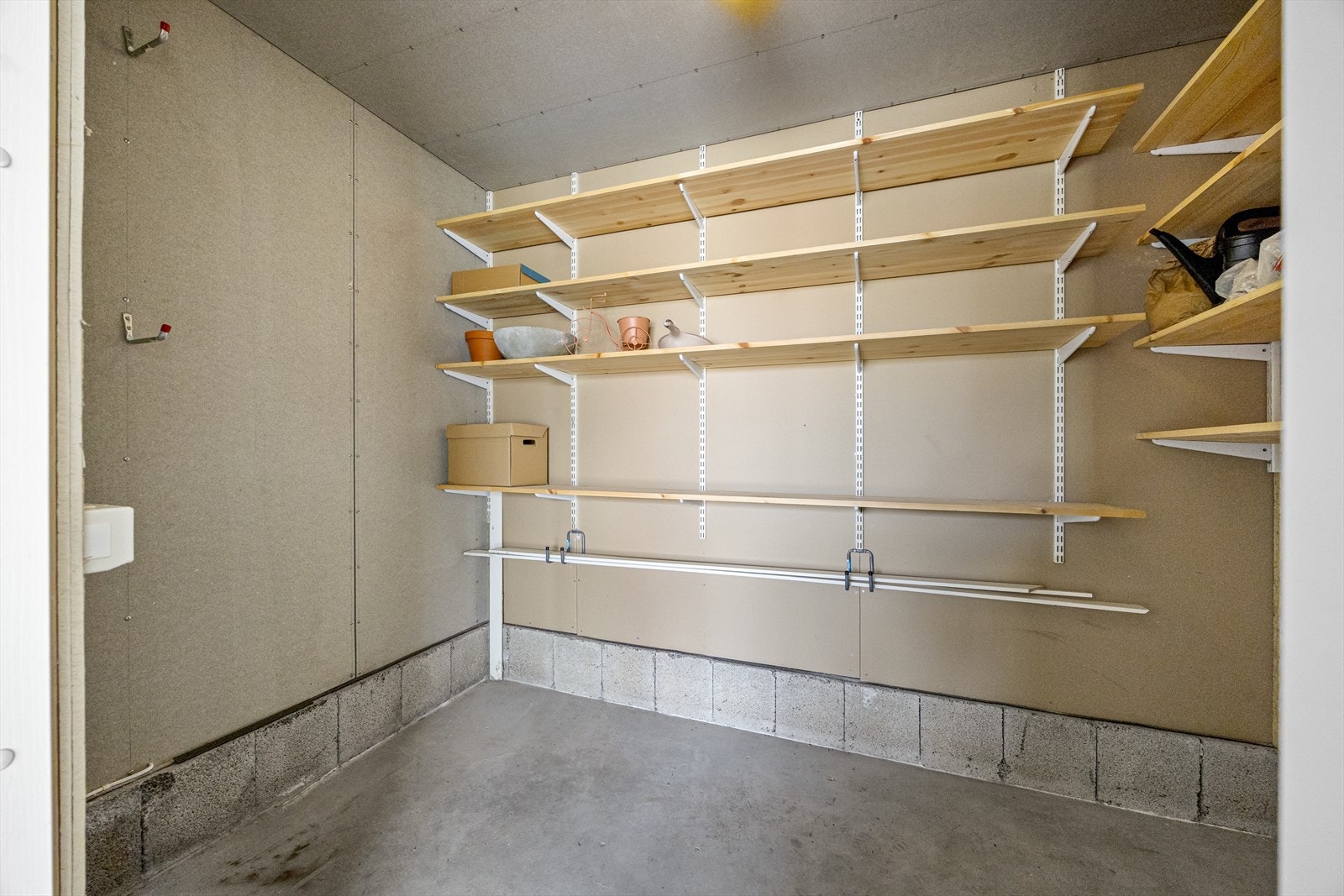Sportsbod tilhørende carport. Galleribilde
