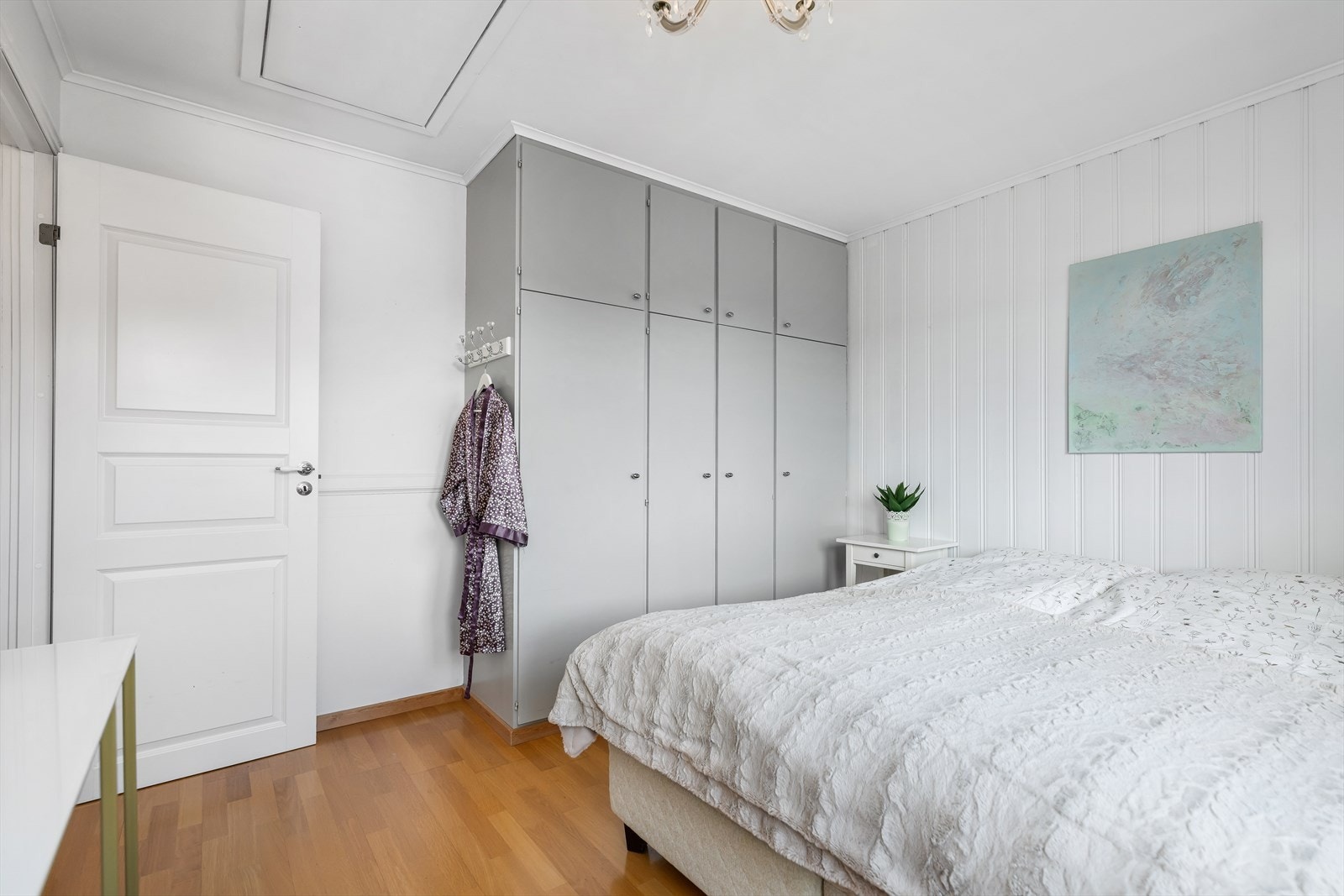 Soverommet er romslig og måler 11,8 m² Galleribilde