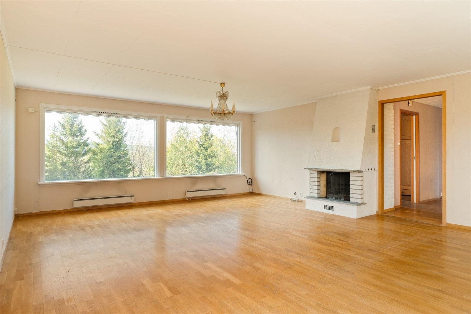 Eiendommen har et fantastisk utgangspunkt for deg som vil sette ditt eget preg på ditt fremtidige drømmehjem! Galleribilde