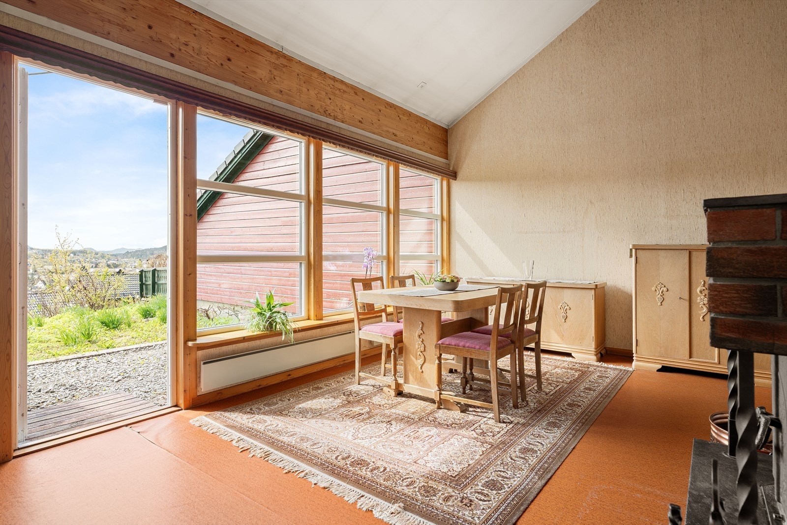 Stor og luftig spisestue/stue Galleribilde