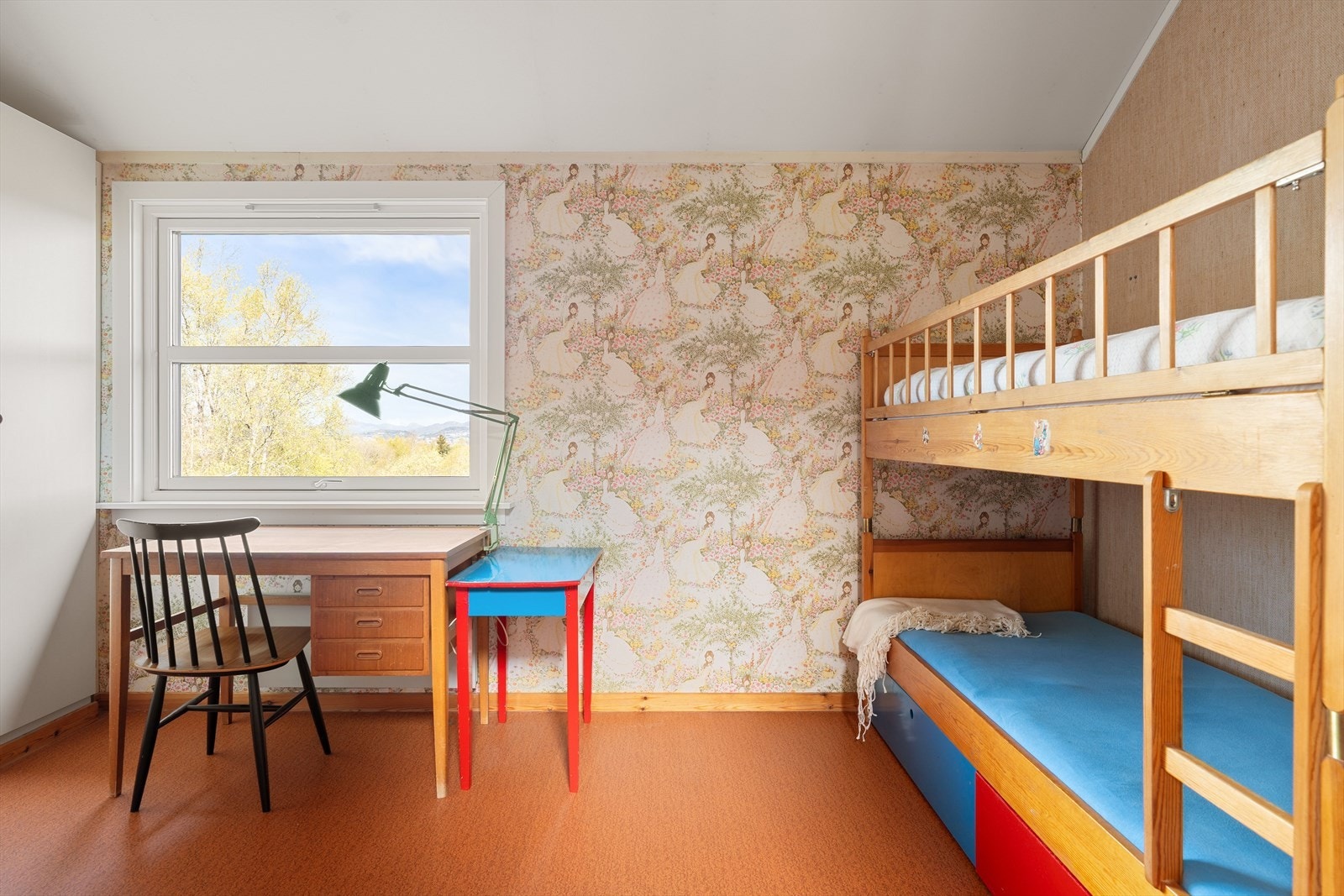 Boligen har store gode soverom Galleribilde