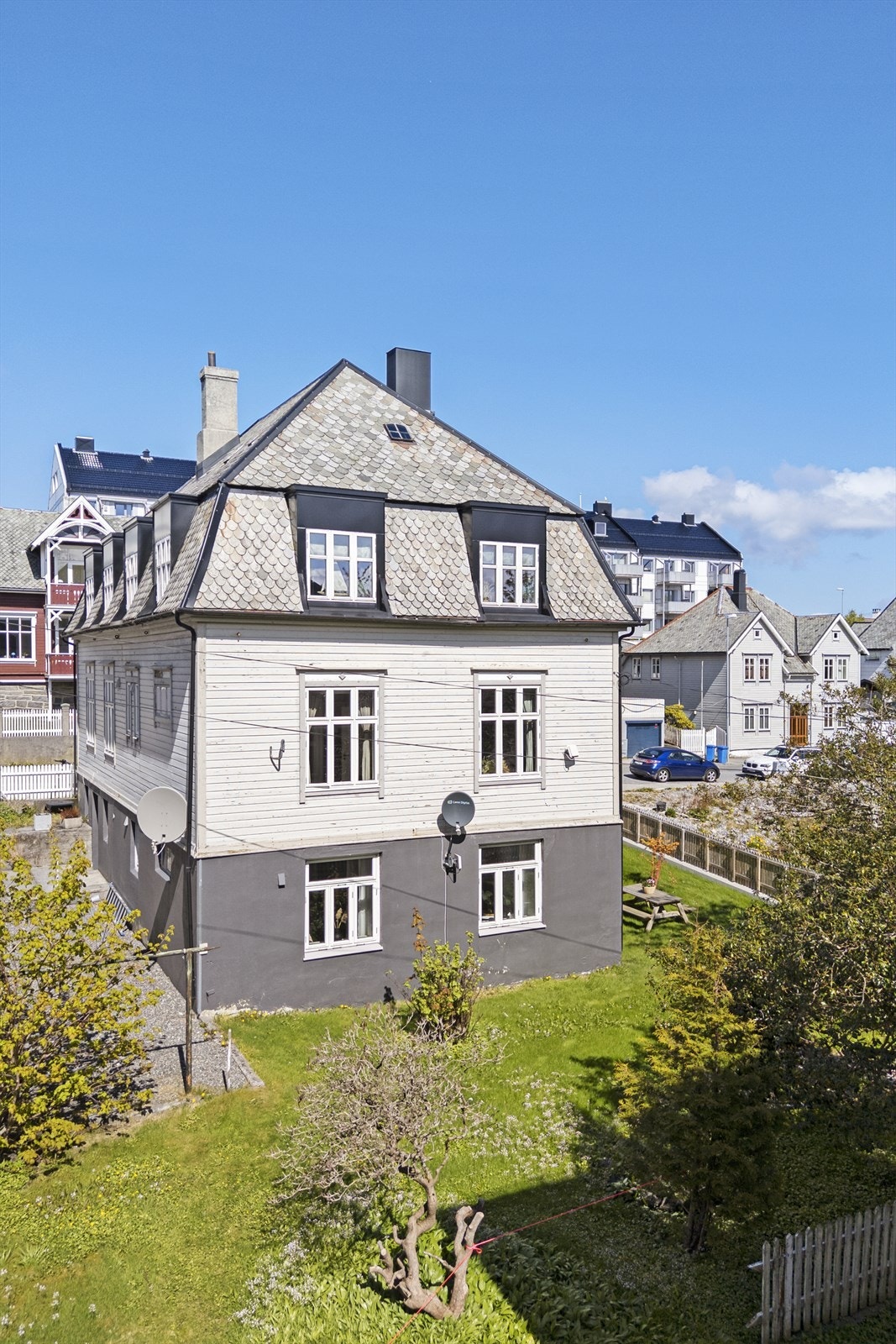 Her ligger alt til rette for at du kan legge beina høyt etter jobb eller ta deg en fantastisk steinovnspizza på Anno før du går på Storhaugen, Sukkertoppen eller på Tueneset. Galleribilde