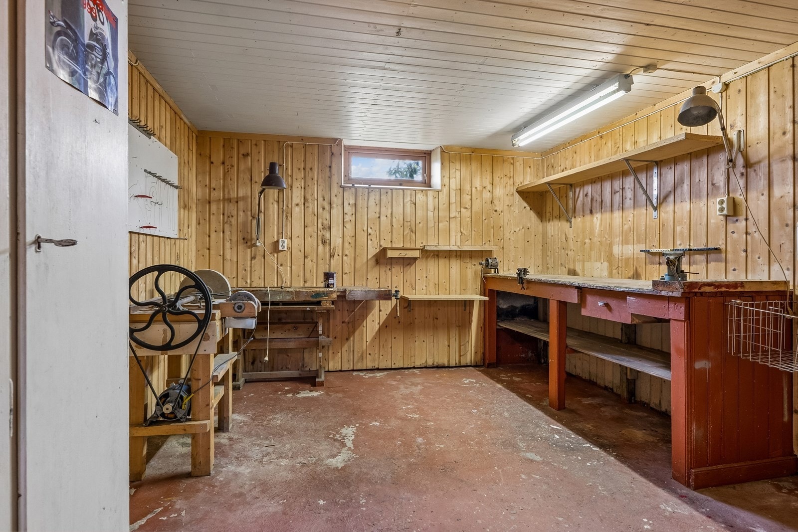 Bod i kjeller. Galleribilde