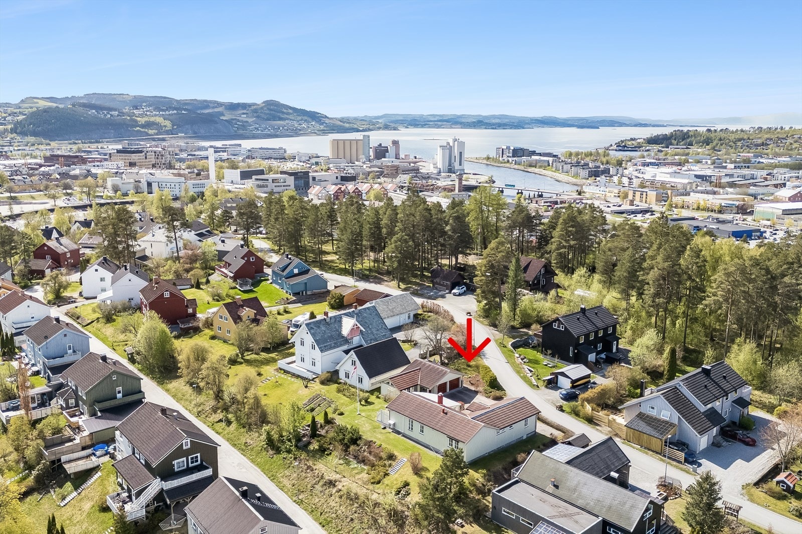 Aktiv Eiendomsmegling v/Anders Borgsø har gleden av å presentere Nordsihaugen 13. Galleribilde