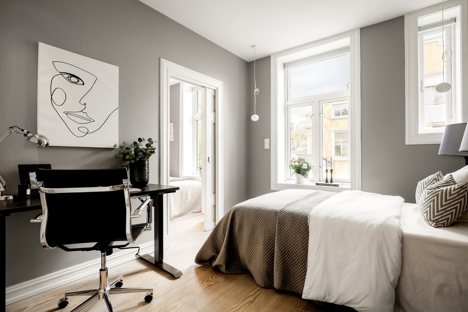 Rommet egner seg også godt som hjemmekontor eller gjesterom, avhengig av behov. Galleribilde