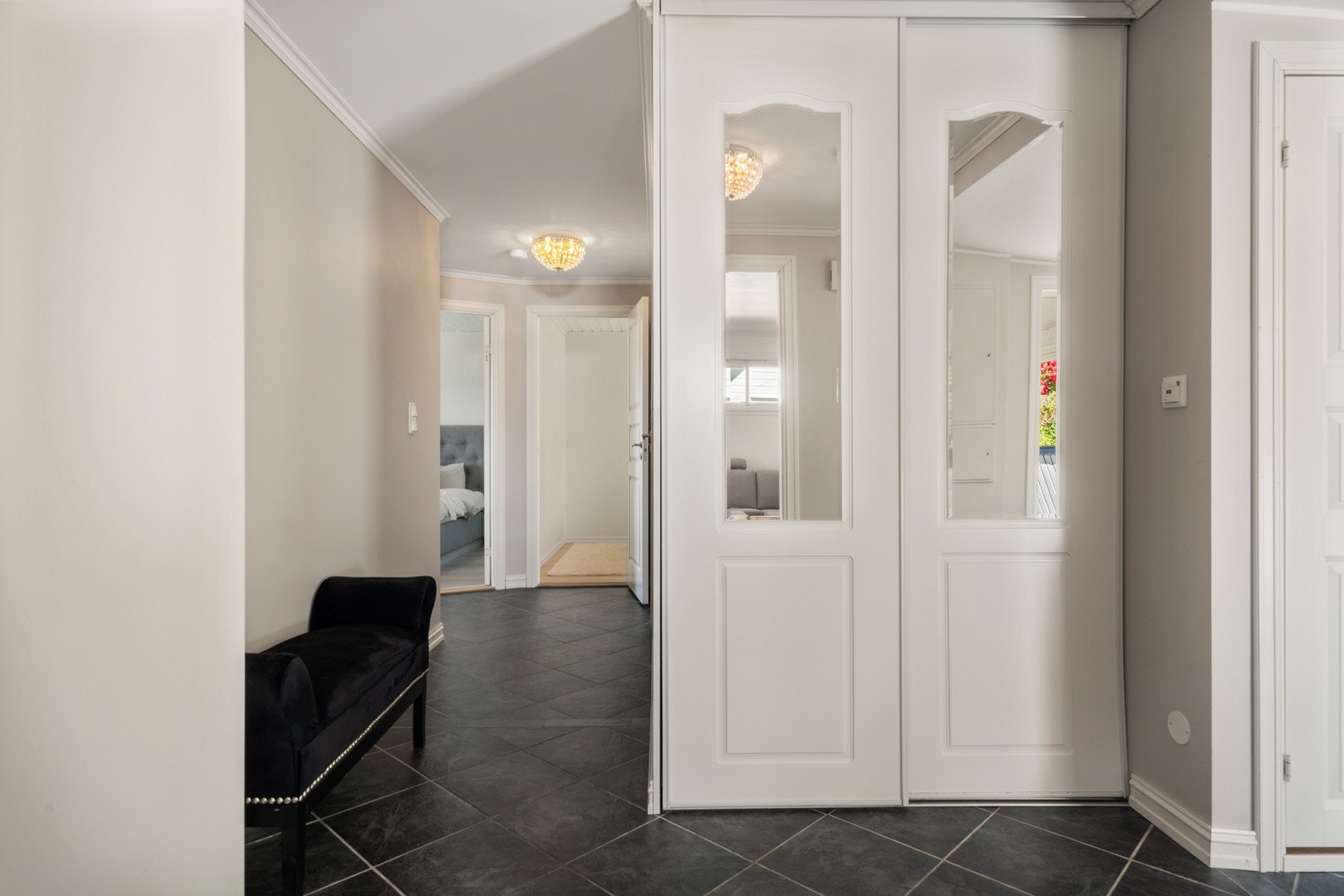 Gang inn til bad og soverom Galleribilde