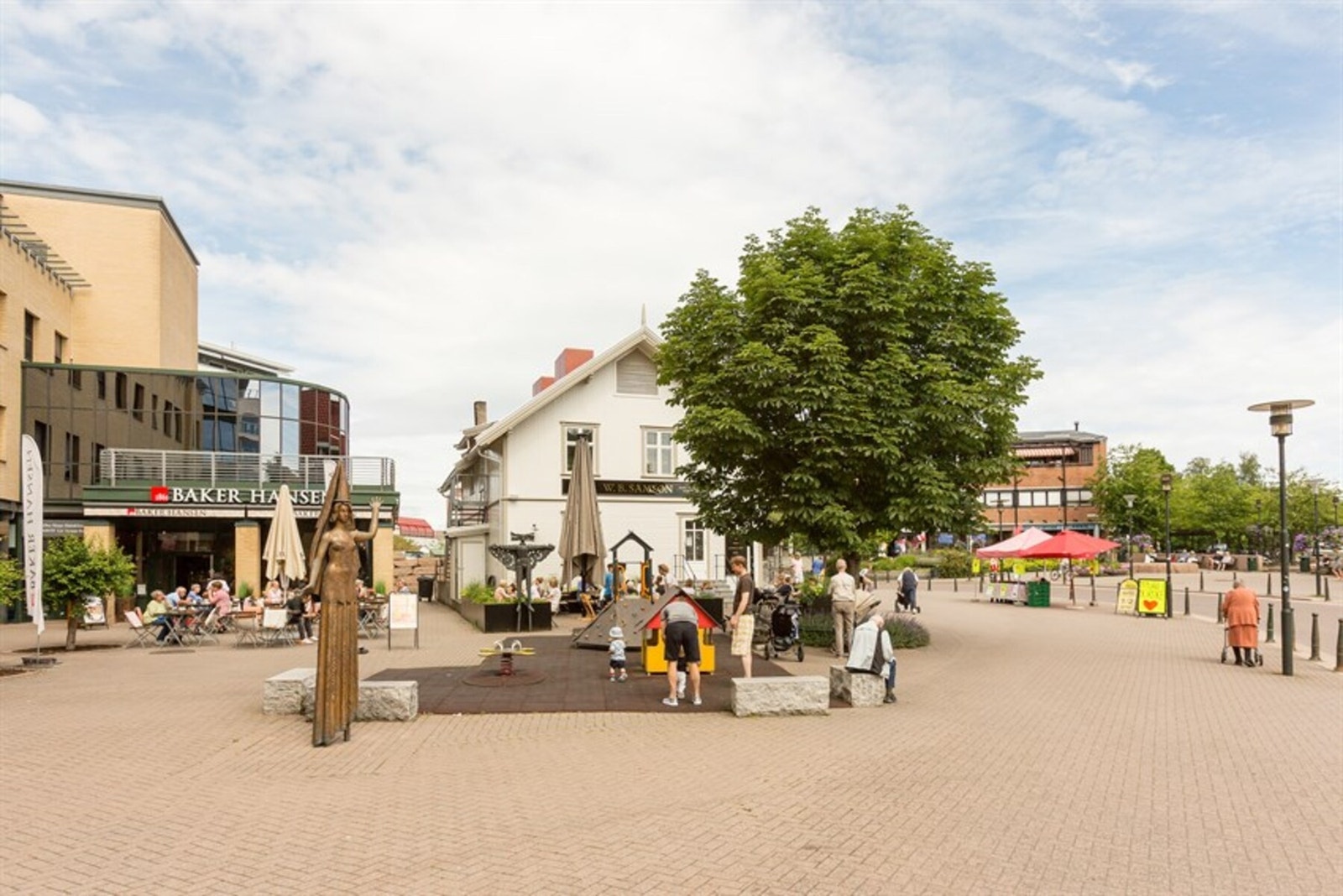 Hyggelig butikker og kaféer i sentrum Galleribilde