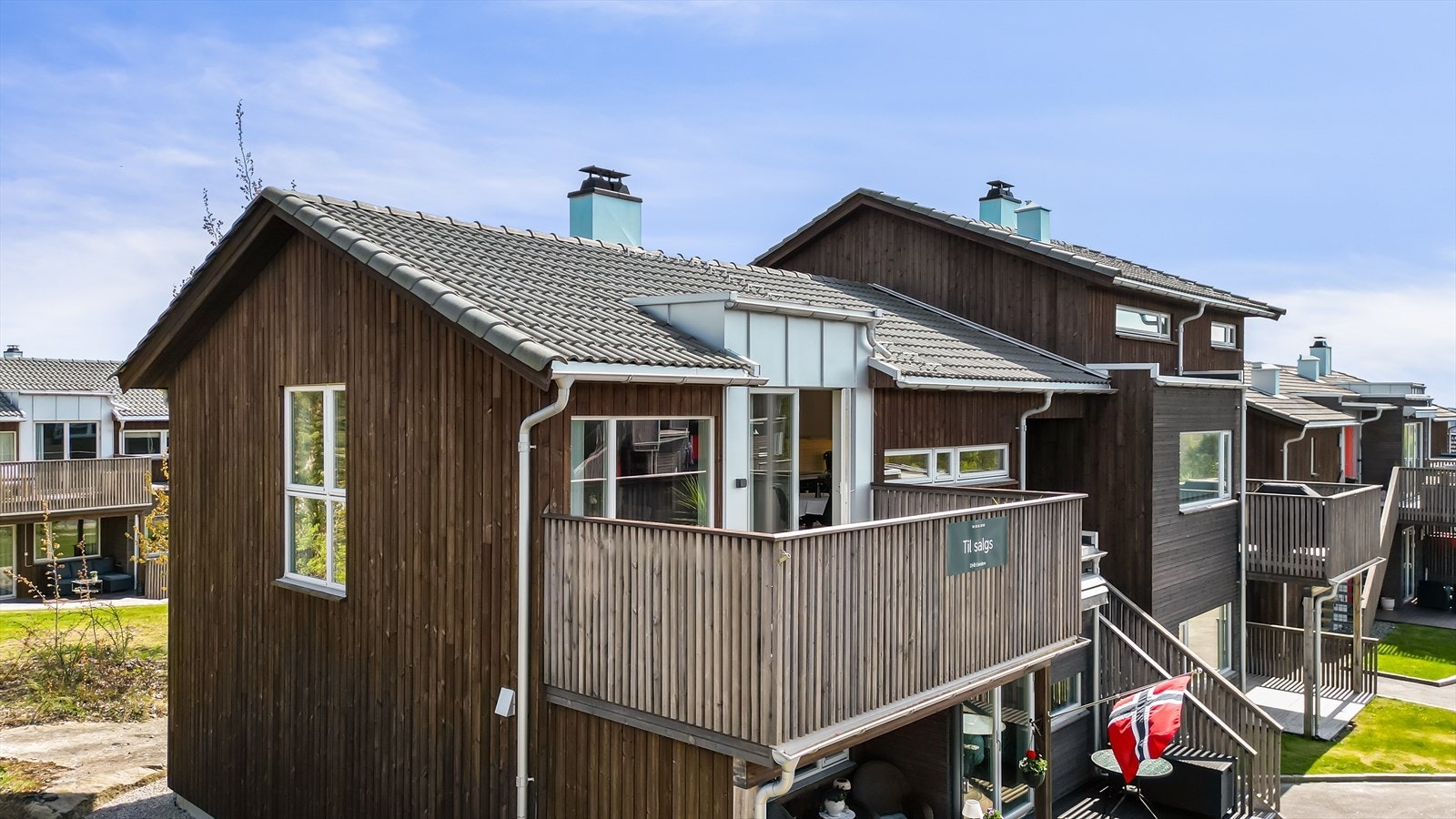 En lys og flott 2-roms eierleilighet fra 2019 som ligger fint til i andre etasje og har en god planløsning. Galleribilde