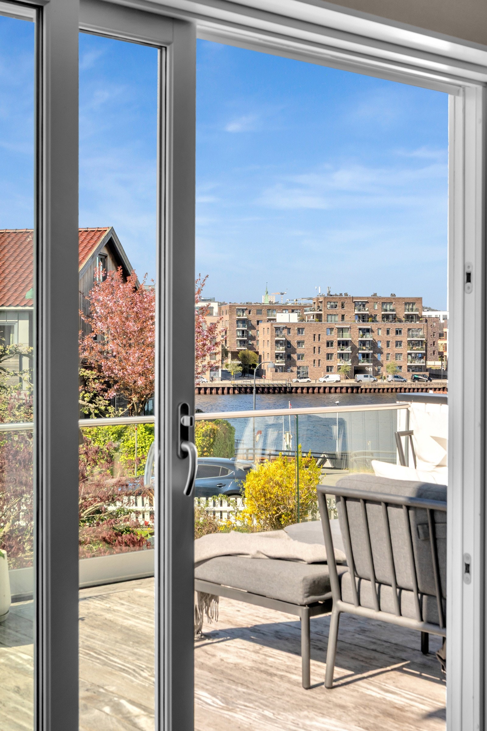 Boligen ligger i herlige, maritime omgivelser. Galleribilde