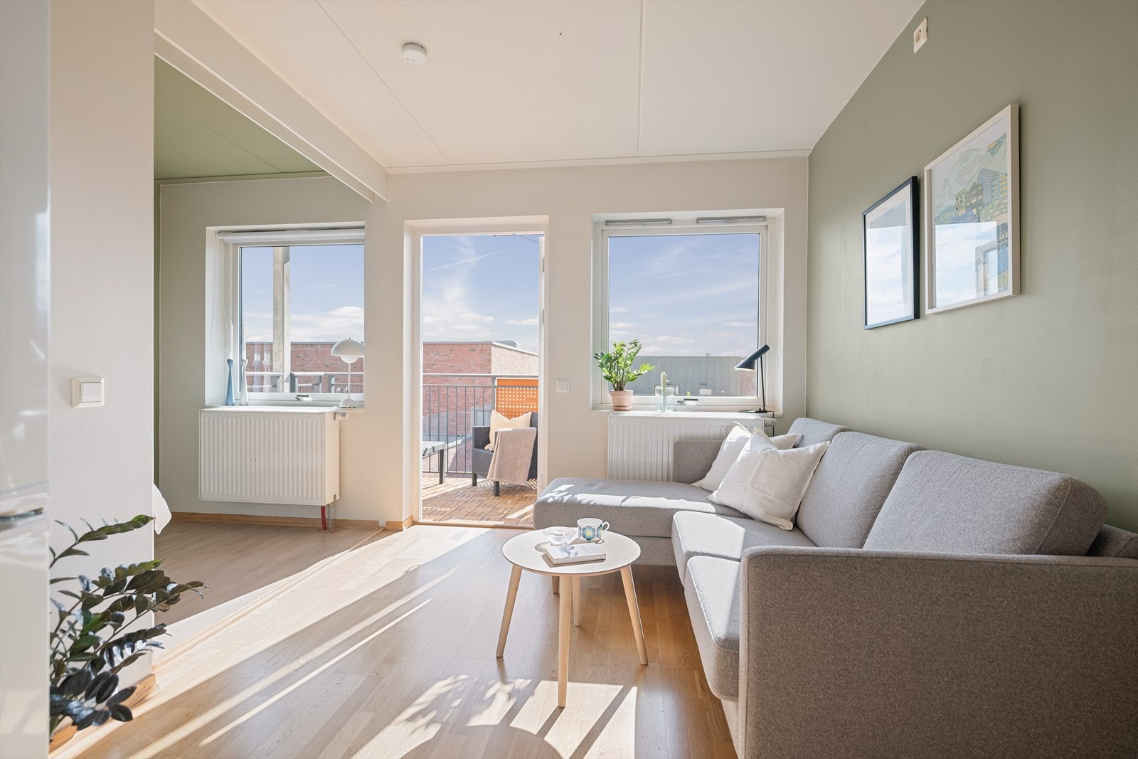Når strømprisene stiger er det godt å vite at oppvarming av boligen er inkludert i felleskostnadene. For øvrig er felleskostnadene kun 2 608,- Galleribilde