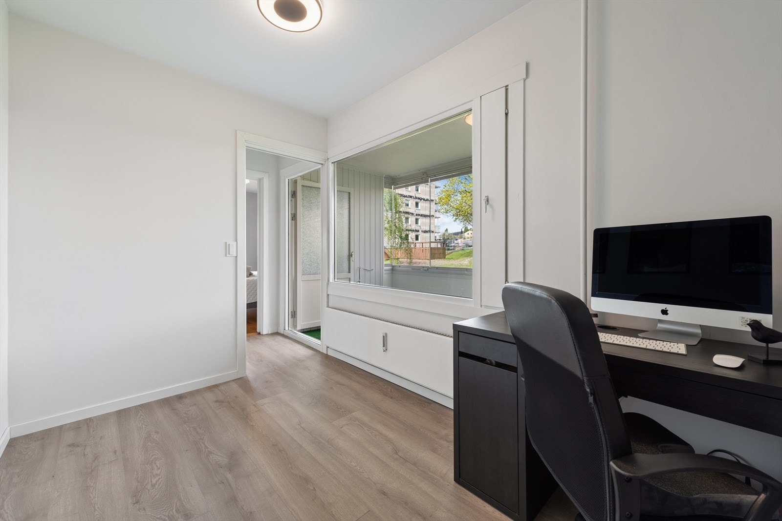 Rommet har fleksibel bruksmulighet som hjemmekontor eller disponibelt rom. Galleribilde