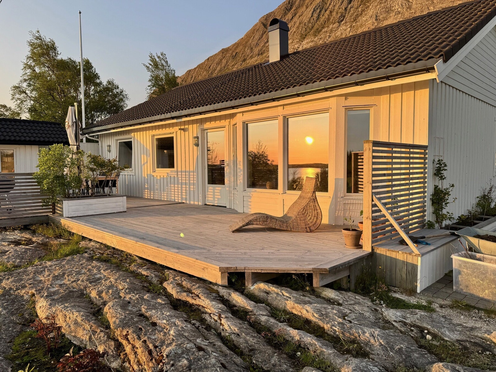 Enebolig fra 2010 med balansert ventilasjon og gulvvarme på de fleste gulv. Galleribilde