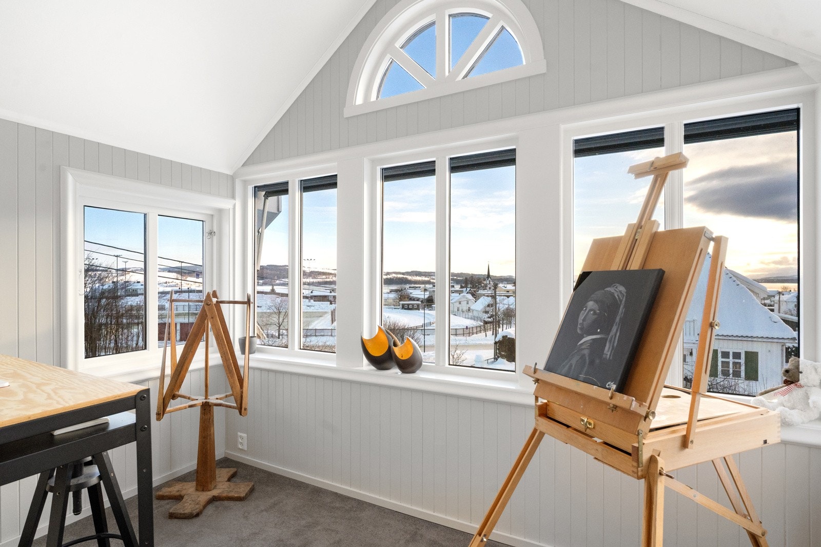 Dette rommet er i dag innredet som atelier, men passer også utmerket som kontor eller lesekrok. Galleribilde