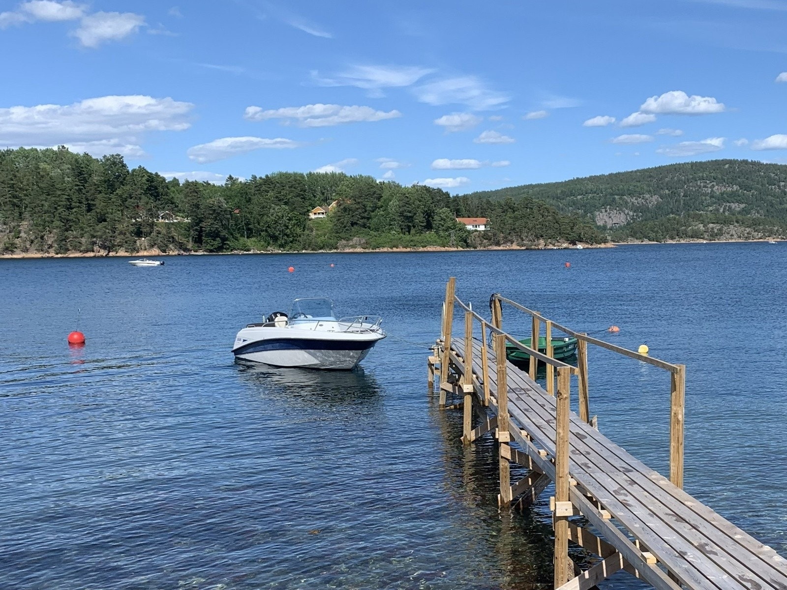 Bryggen deler man med en naboeiendom. Galleribilde