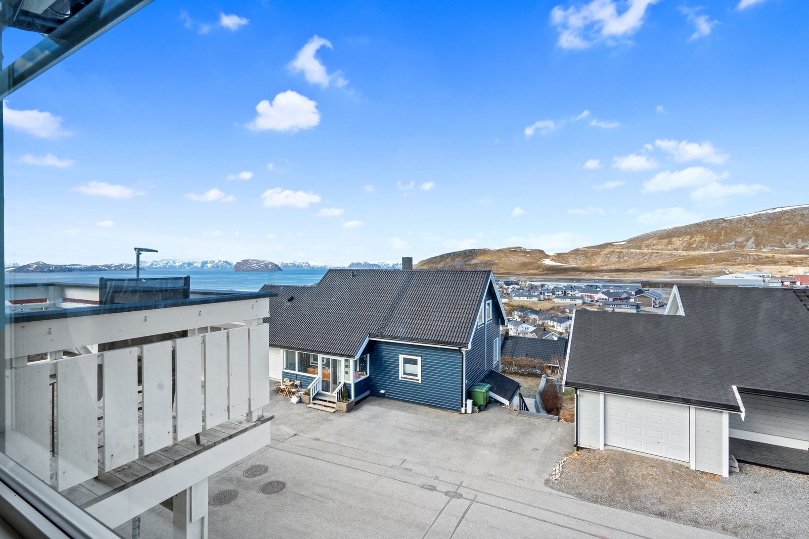 Utsikt fra stuen Galleribilde