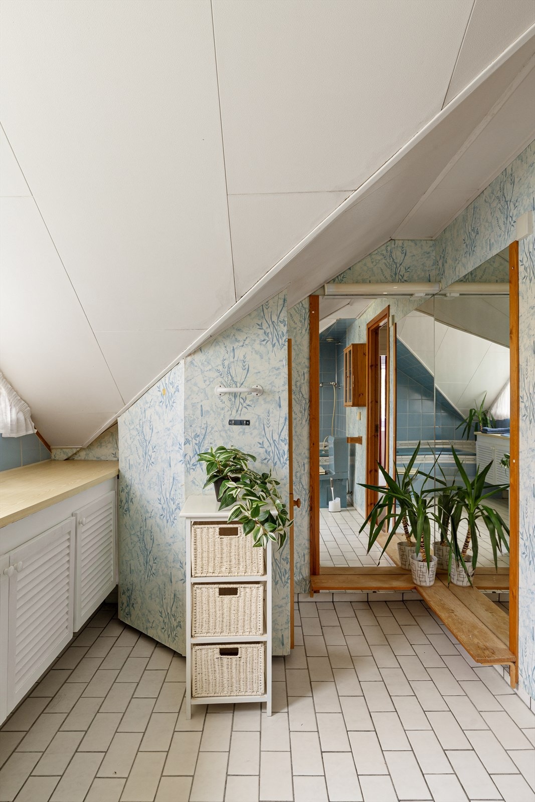 Også dette badet har elektriske varmekabler i gulvet. Galleribilde