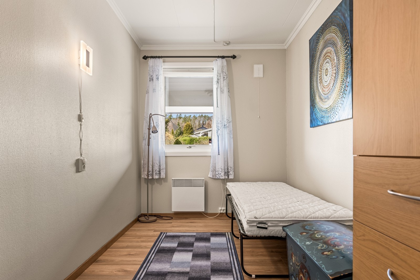 Det andre soverommet egner seg godt som barnerom, gjesterom eller kontor. Galleribilde