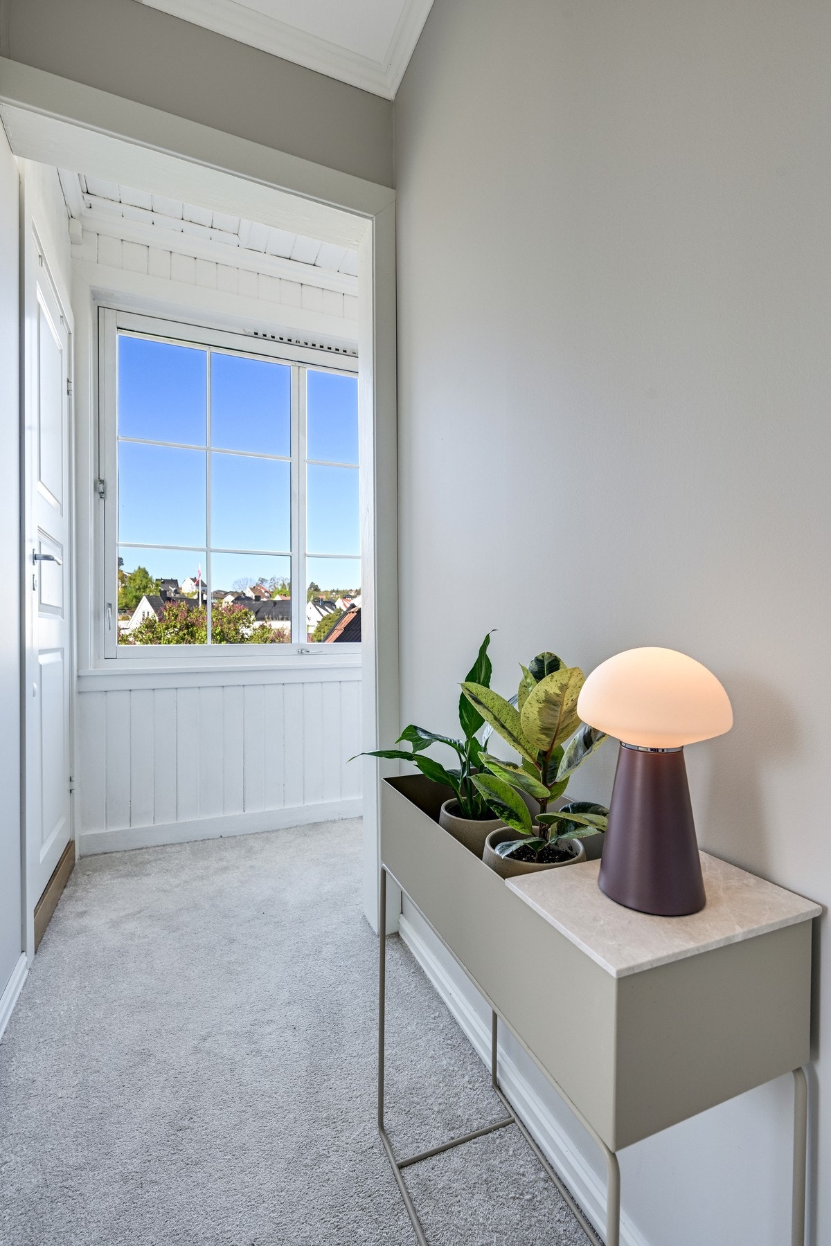 Man blir møtt av en pen gang i 2. etasje Galleribilde