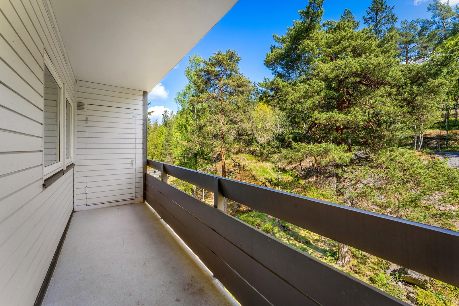 Balkong nr. 2 - østvendt og perfekt for morgenkaffen. Galleribilde