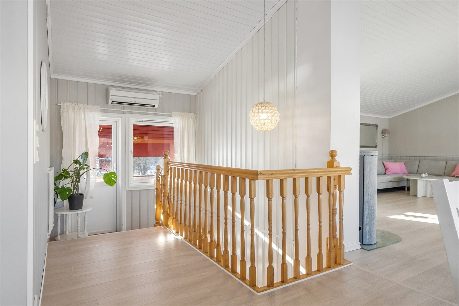 Gang med varmepumpe Galleribilde