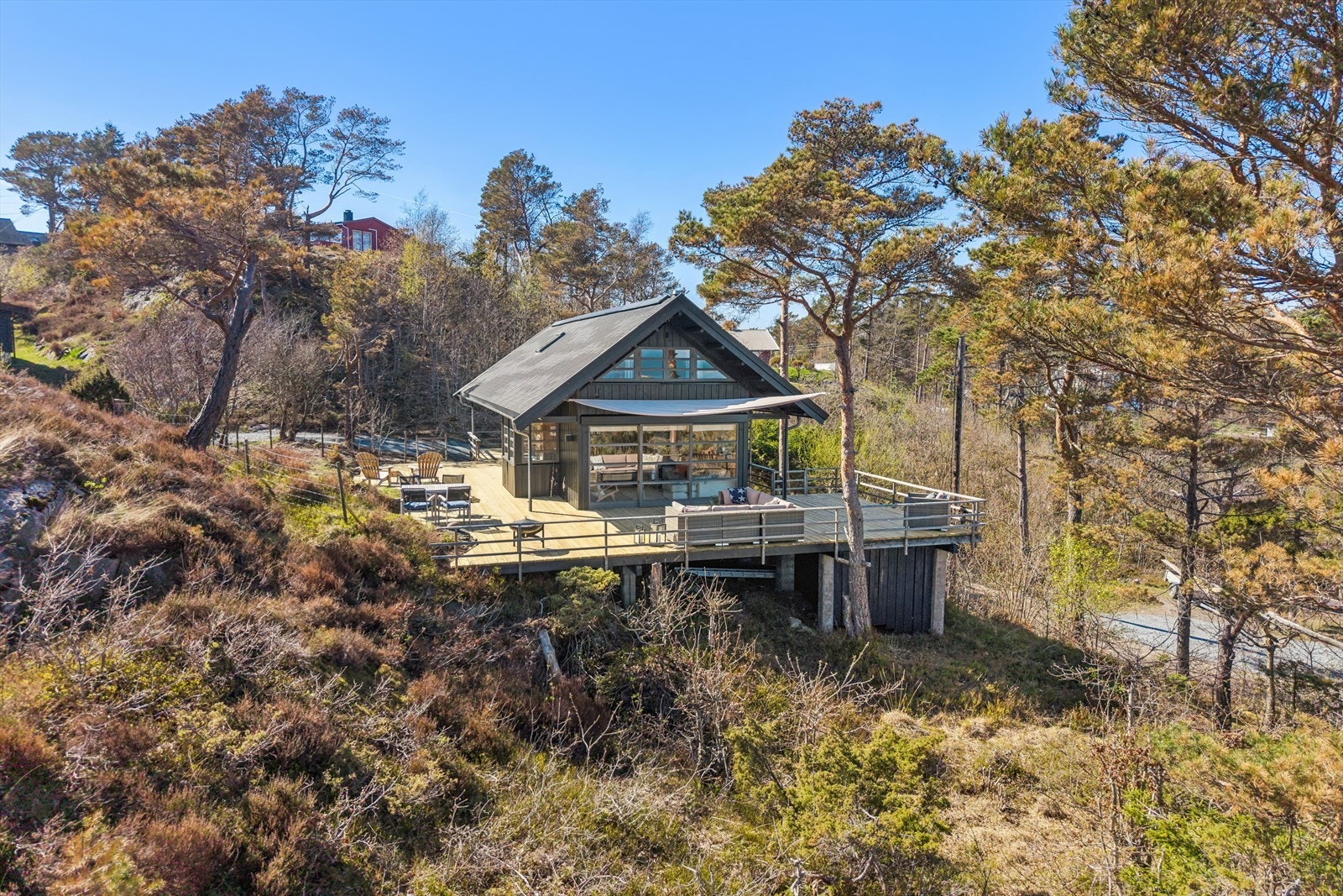 Hytten har en usjenert plassering uten innsyn fra naboer. Galleribilde