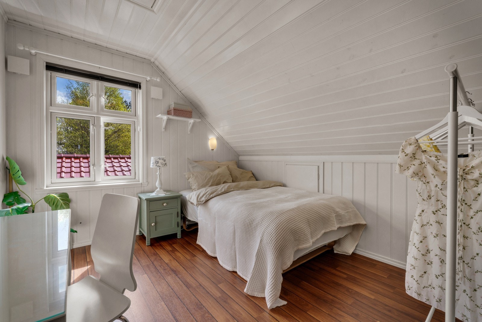 Soverom på ca.13 kvm Galleribilde