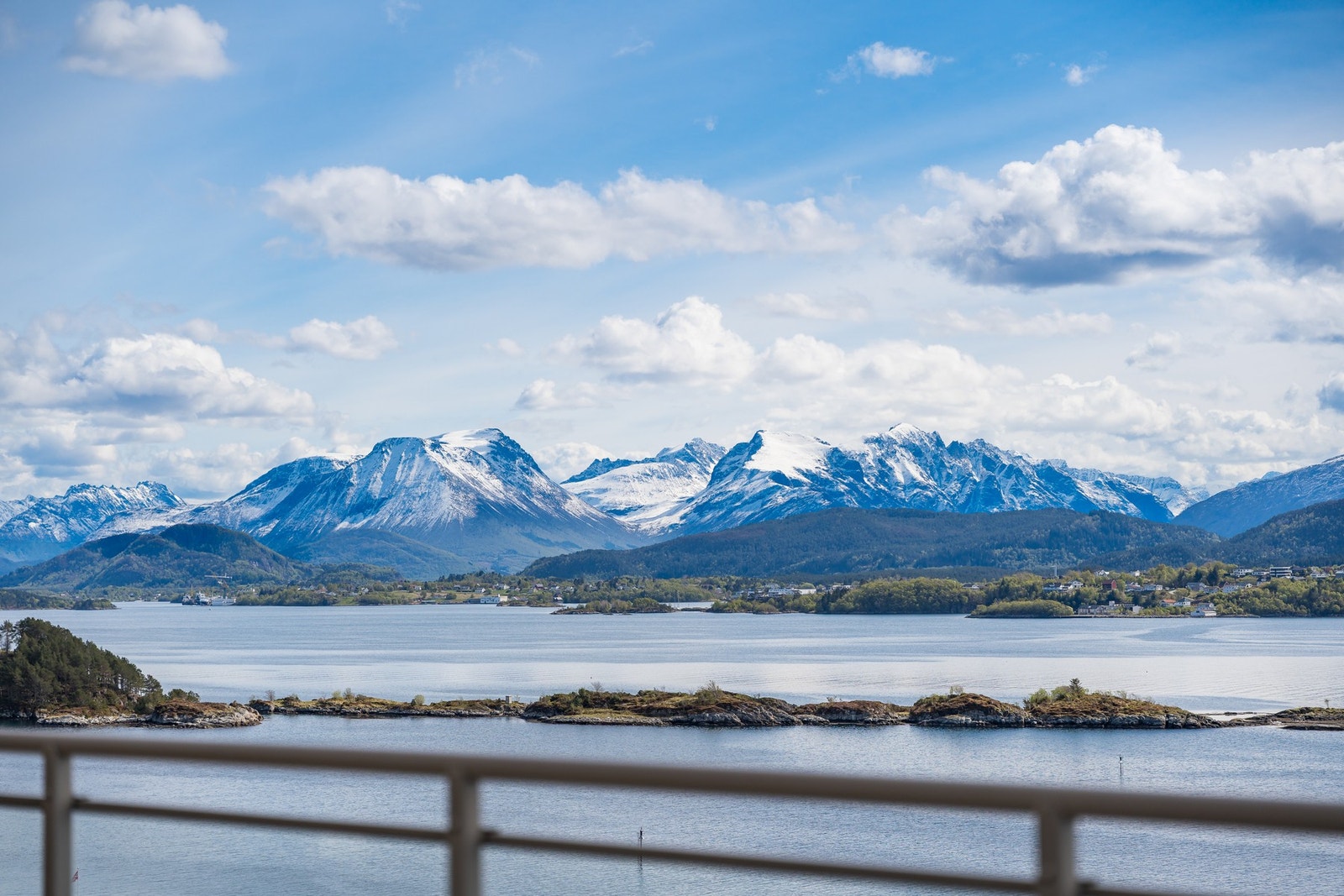 Utsikt fra veranda. Galleribilde