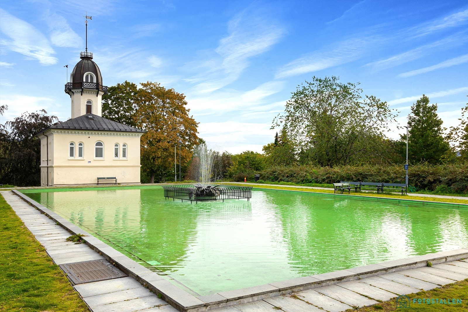 St. Hanshaugen park er et populært samlingspunkt med grønne plener, turstier og uteservering. Galleribilde
