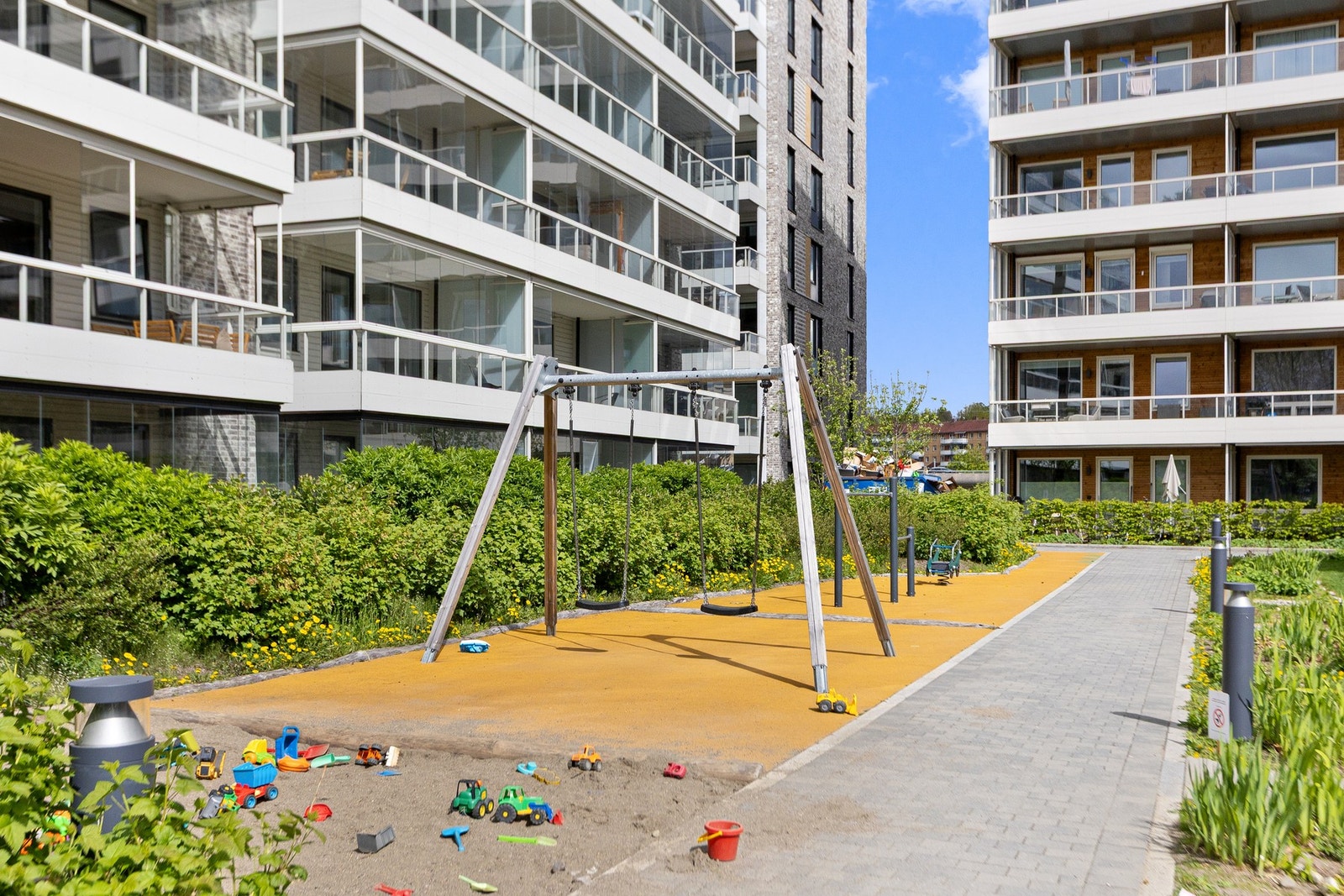 Sameiet har flott lekeplass som er til stor glede for beboere. Galleribilde