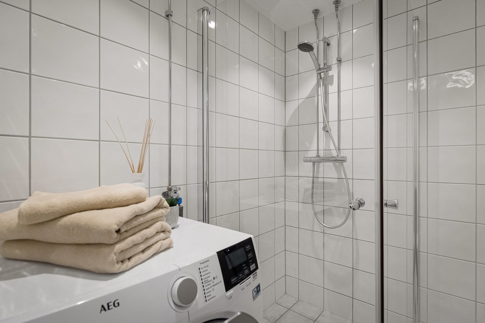 Opplegg for vaskemaskin. Mekanisk avtrekk Galleribilde