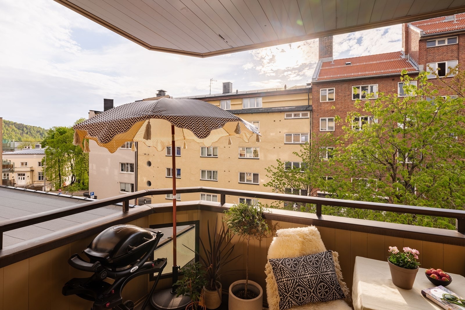 Her har man god kveldssol, hvor sommerkvelder kan nytes. Galleribilde