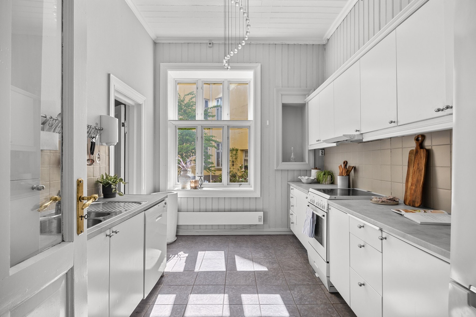 PrivatMegleren Aksept v/Ellen Pike har gleden av å presentere Sofies plass 2B! (Foto: Ohshots) Galleribilde