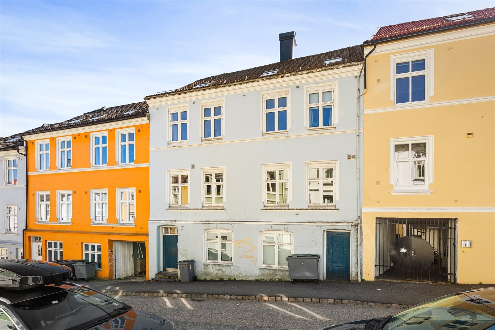 Leiligheten ligger i 2.etasje Galleribilde