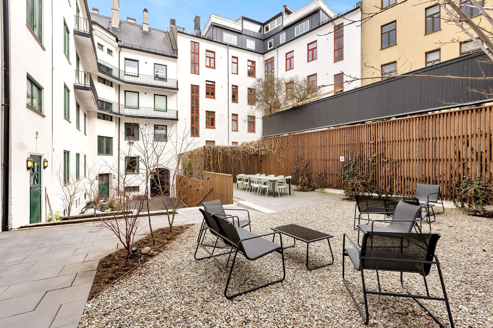 Hyggelig og opparbeidet bakgård. Galleribilde