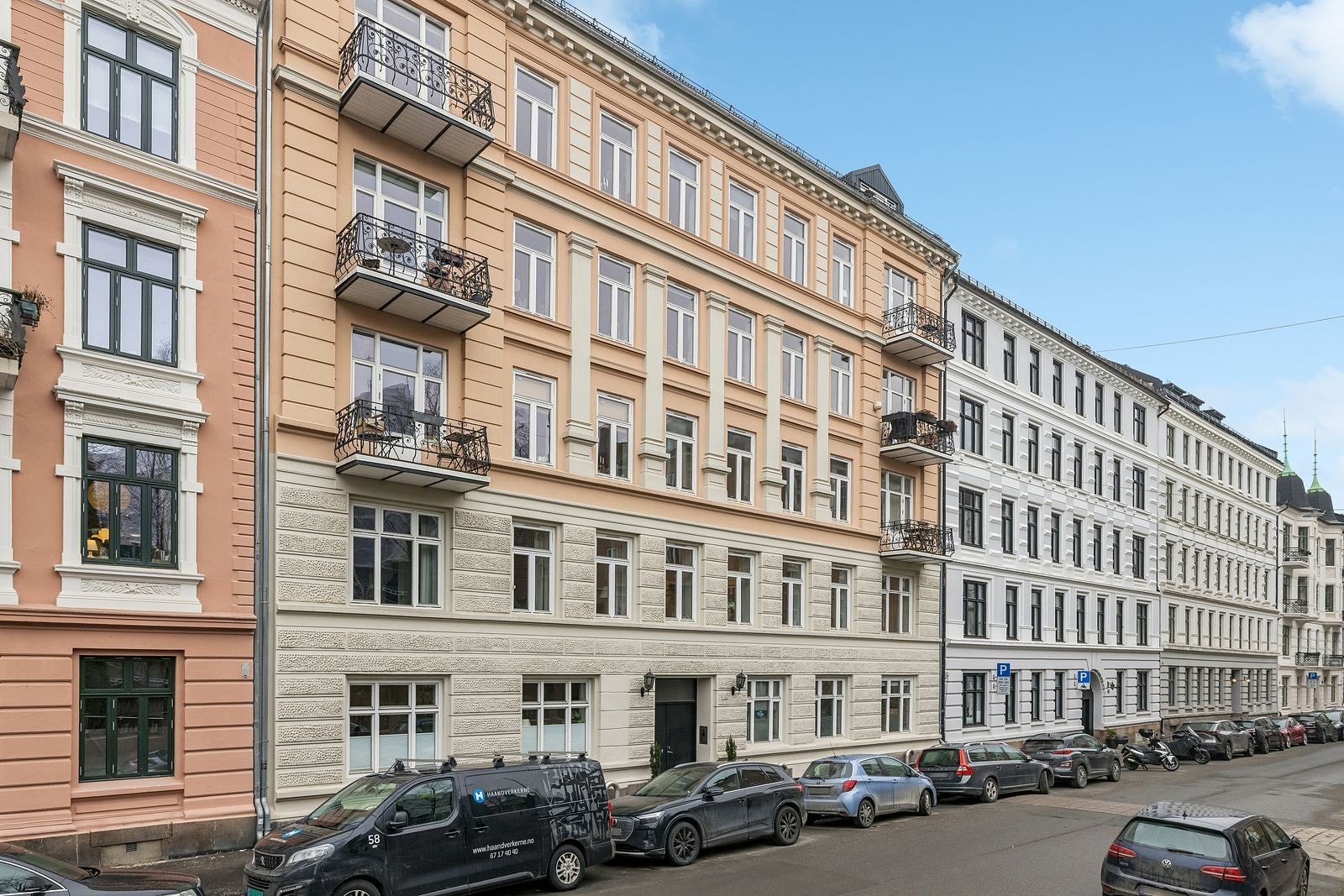 Stor og klassisk 5-roms leilighet midt på St. Hanshaugen. Galleribilde