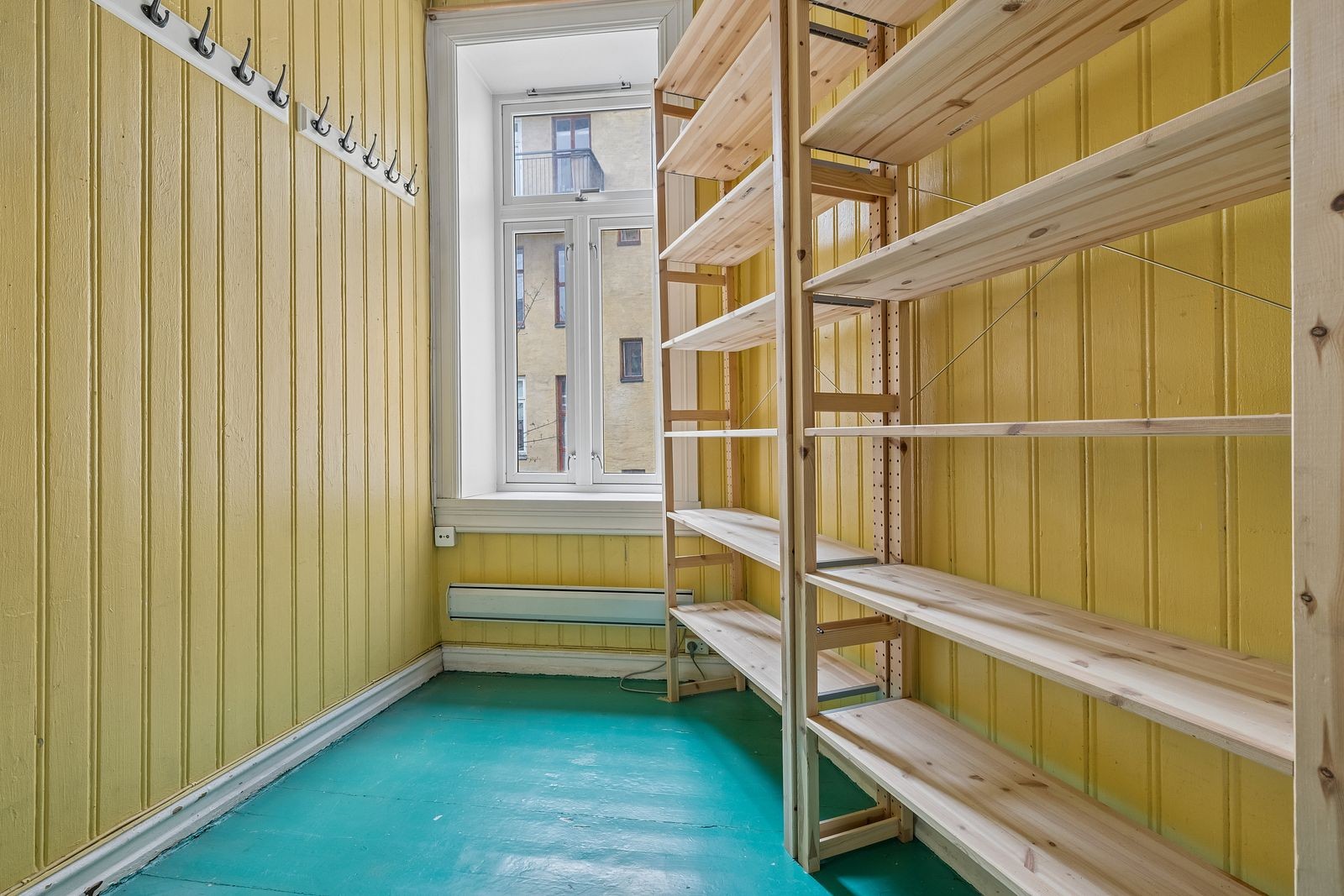 Pikeværelse/soverom fire med hems. Galleribilde
