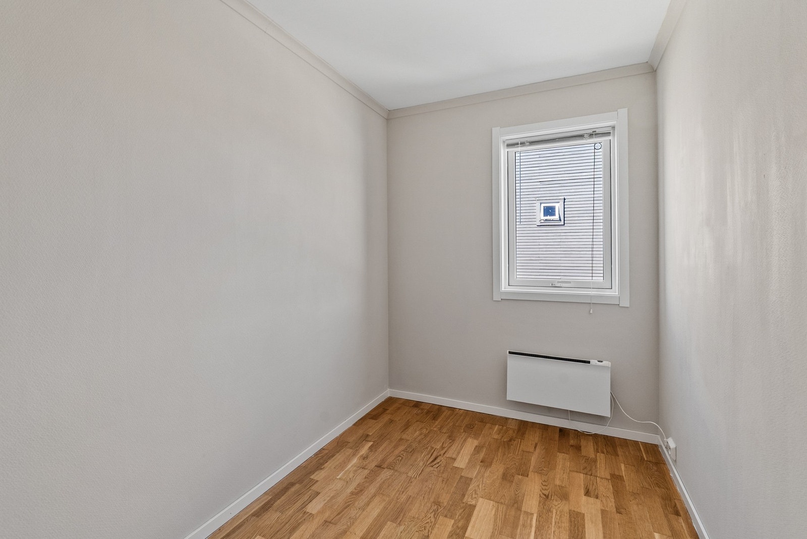 Bod- selger har tidligere benyttet rommet som kontor og gjesterom. Galleribilde