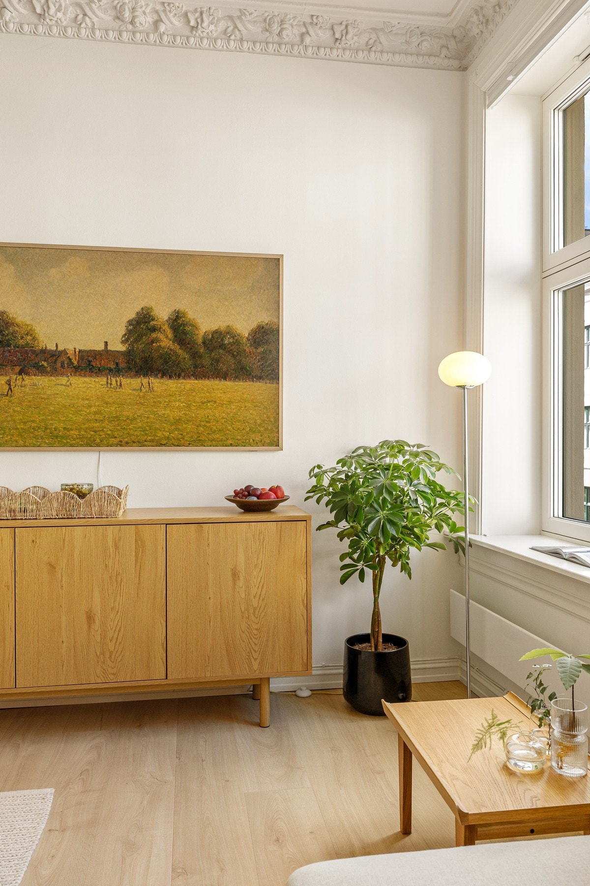 Leiligheten har en attraktivt beliggenhet i rolig og tilbaketrukket sidegate. Galleribilde